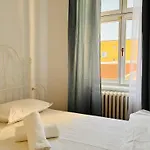 Apartment Joy Unirii 1 *