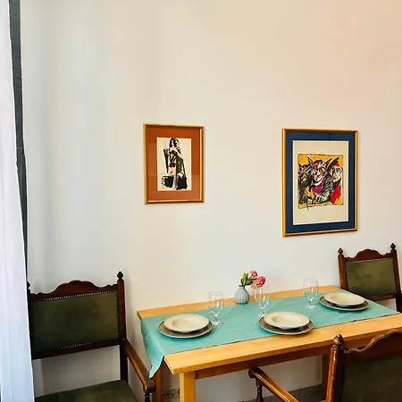Joy Unirii 1 Appartement *