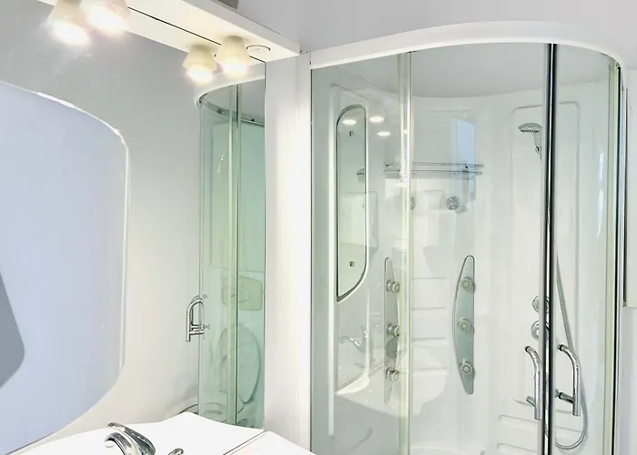 Apartment Joy Unirii 1 *