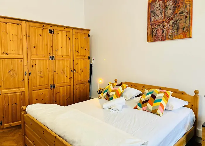 Joy Unirii 1 * טימישוארה